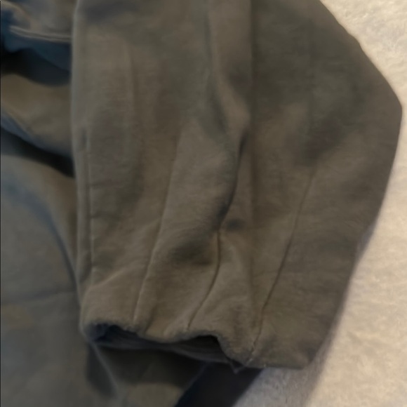 Abercrombie & Fitch Black Crew Neck Puff Sleeve Sweatshirt - Picture 3 of 8